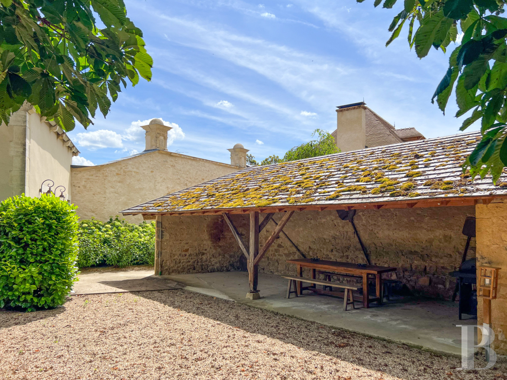 À Ainay-le-Vieil, entre Bourges et Montluçon, une forteresse séculaire tout en raffinement  - photo  n°41
